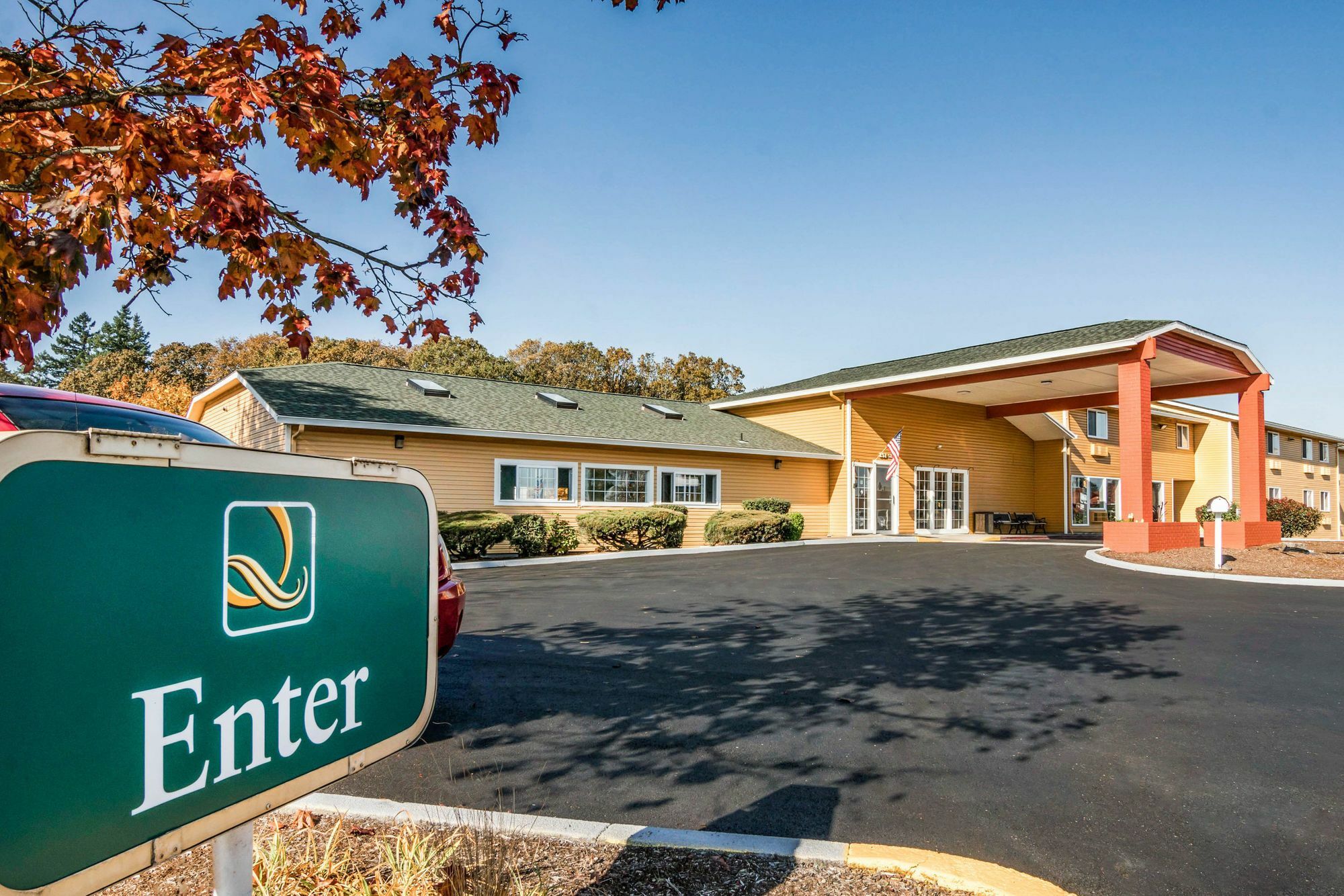 Quality Inn & Suites Albany Corvallis Exterior photo